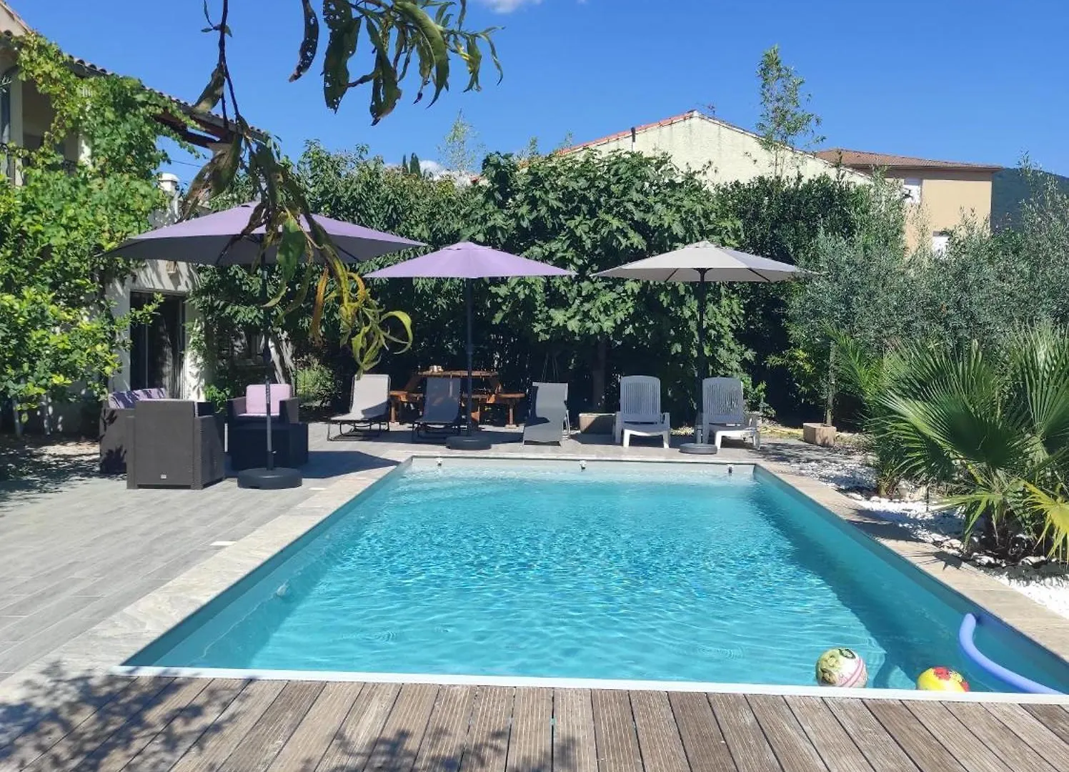 Holiday home Maison Avec Jardin Et Piscine Privee Villa Nyons France